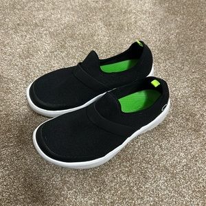 Oofos women’s shoes